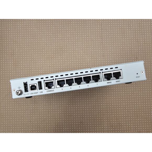 Fortinet Fortigate-40C Firewall FG-40C - Picture 8 of 9